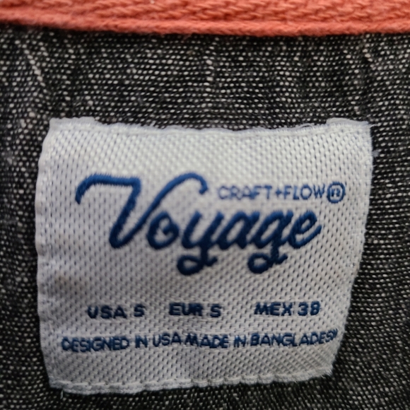 Craft+Flow Voyage black with white tropical leaf overlay tee - Picture 6 of 10